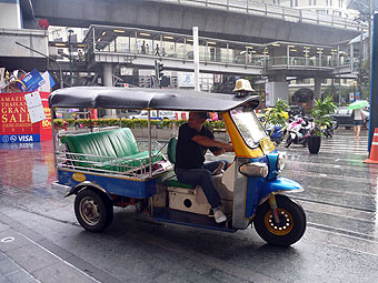 tuktuk