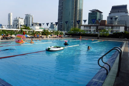 Trinity Silom Hotel - Pool & Fitness Center