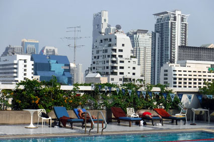 Trinity Silom Hotel - Pool & Fitness Center